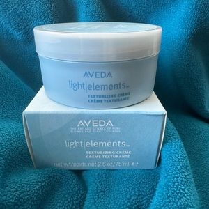 creamy wax gives weightless texture with light hold for all hair types